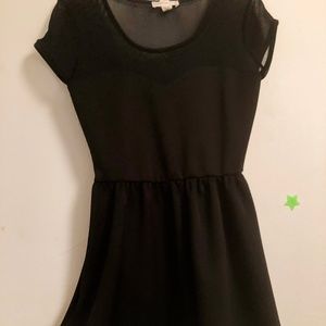 sweetheart neckline dress